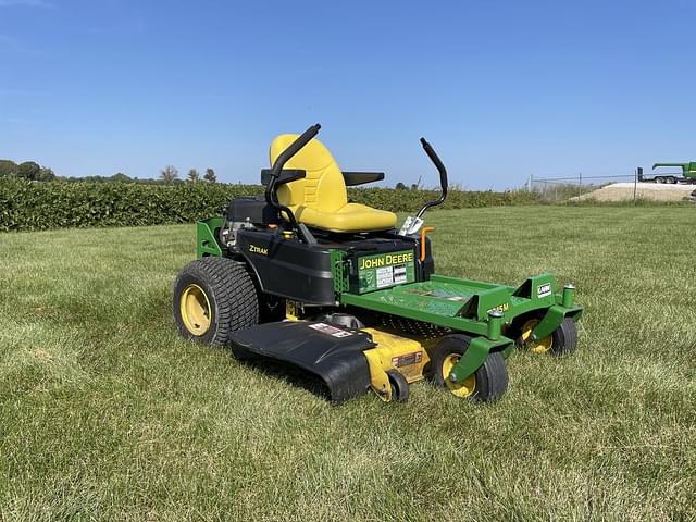 Image of John Deere Z345M equipment image 4