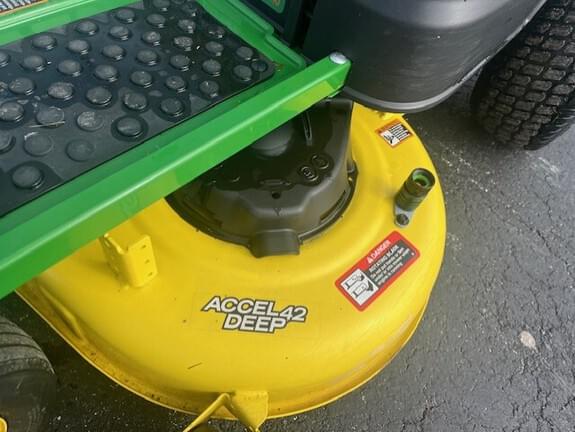 Image of John Deere Z345R equipment image 4