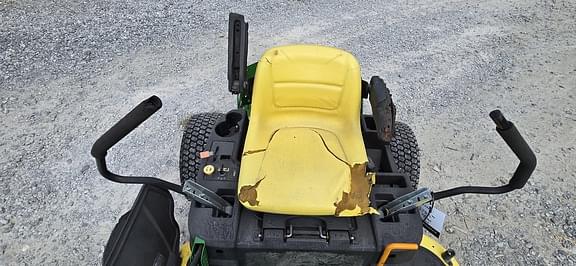 Image of John Deere Z355E equipment image 3