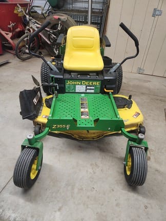 2017 John Deere Z355E Equipment Image0
