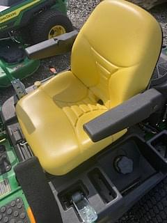 Image of John Deere Z355R equipment image 4