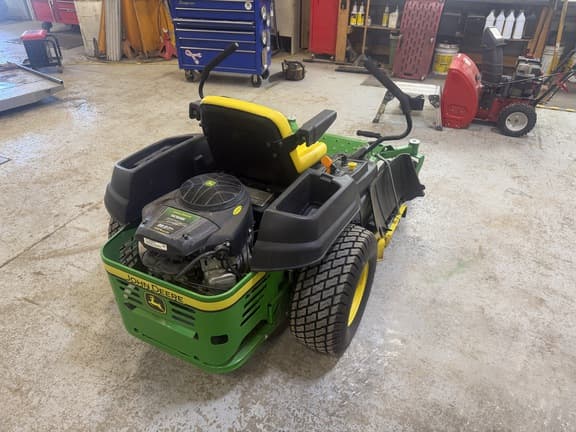 Image of John Deere Z525E equipment image 4