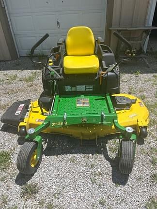 Image of John Deere Z535M equipment image 1