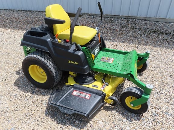 2017 John Deere Z540M Equipment Image0
