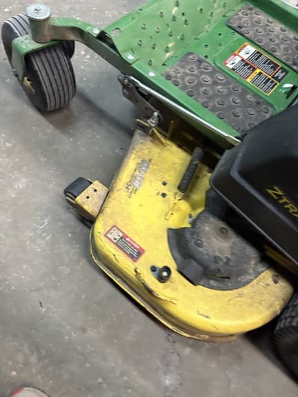 Image of John Deere Z540R equipment image 3