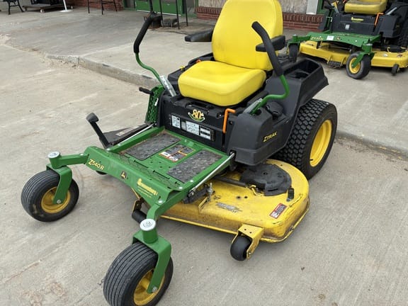 2017 John Deere Z540R Equipment Image0