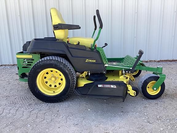 Image of John Deere Z540R equipment image 2