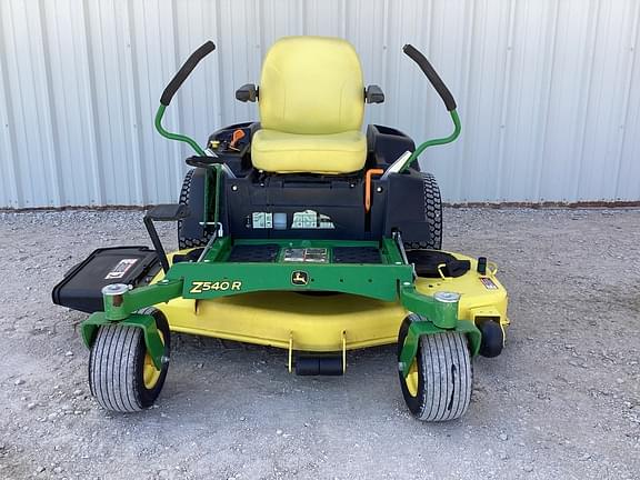 Image of John Deere Z540R equipment image 1