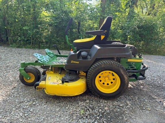 2017 John Deere Z540R Equipment Image0