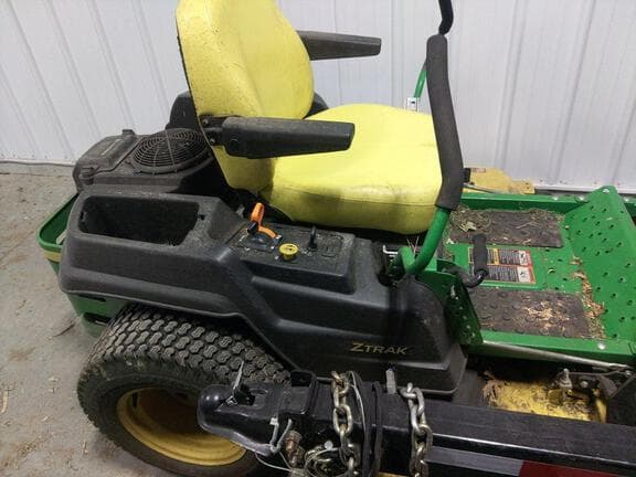 Image of John Deere Z540R equipment image 3