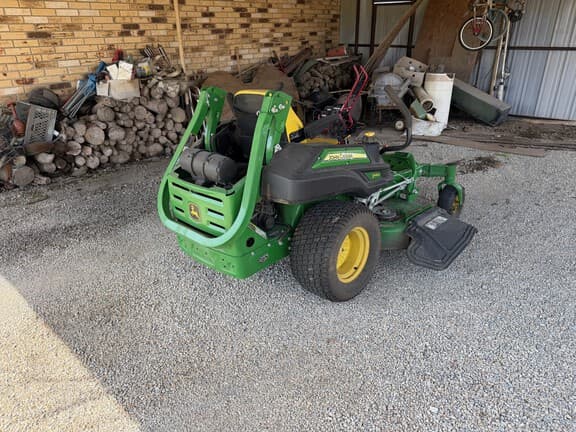 Image of John Deere Z915E equipment image 4