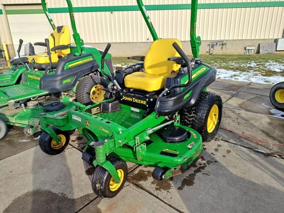 2017 John Deere Z915E Equipment Image0