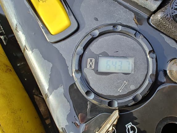 Image of John Deere Z915E equipment image 4