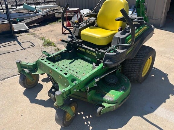 2017 John Deere Z915E Equipment Image0