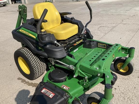 Image of John Deere Z915E equipment image 1