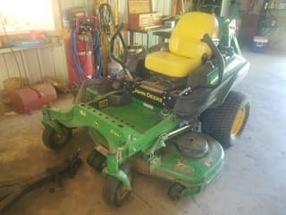 Image of John Deere Z915E equipment image 1