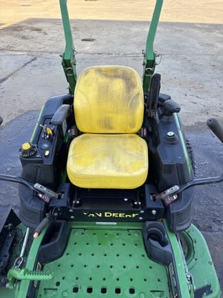 Image of John Deere Z915E equipment image 4