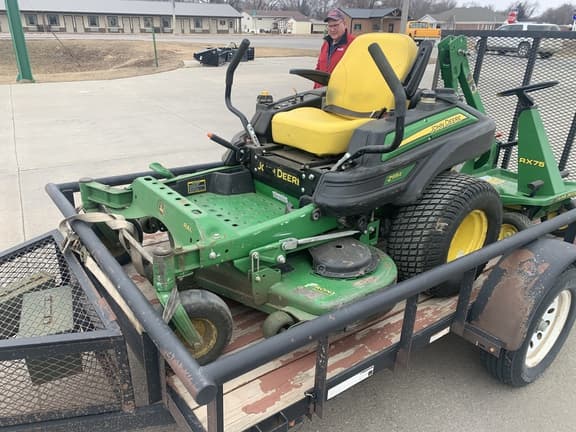 Image of John Deere Z915E Primary image