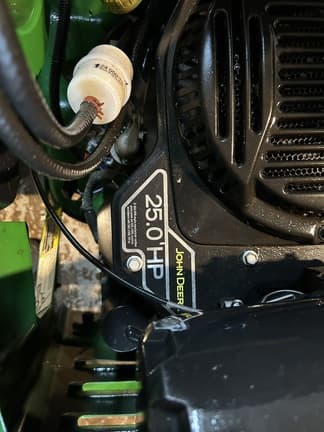 Image of John Deere Z915E equipment image 4