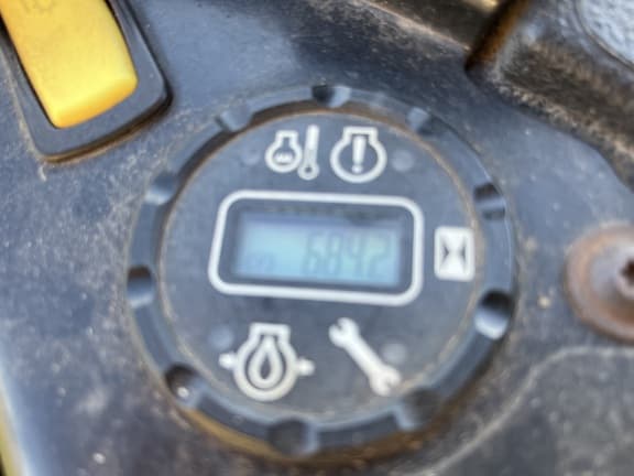 Image of John Deere Z920M equipment image 4