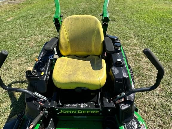 Image of John Deere Z920M equipment image 4