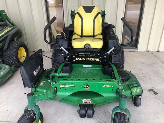 Image of John Deere Z920M equipment image 1