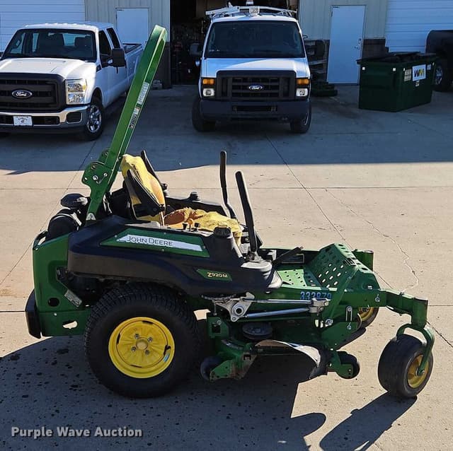 Image of John Deere Z920M equipment image 3