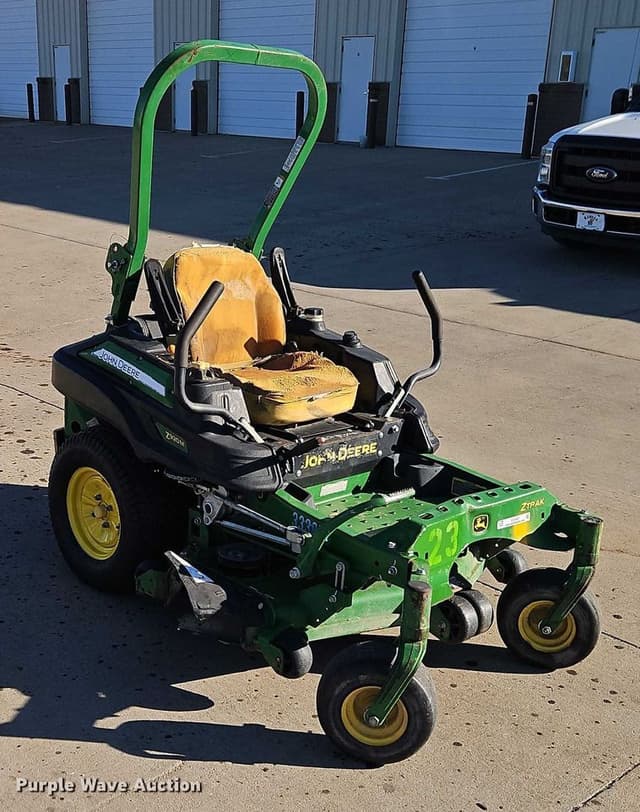 Image of John Deere Z920M equipment image 2