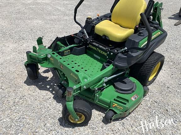 Image of John Deere Z930M equipment image 2