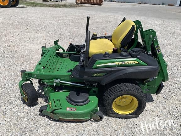 Image of John Deere Z930M equipment image 4