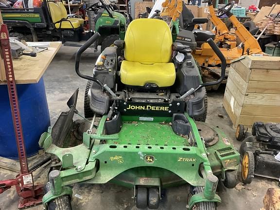 Image of John Deere Z930M equipment image 3