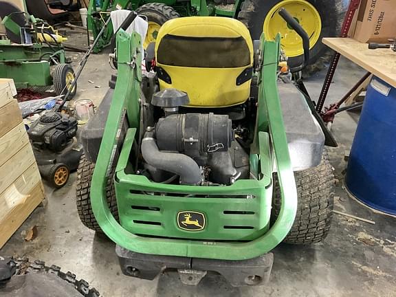 Image of John Deere Z930M equipment image 1