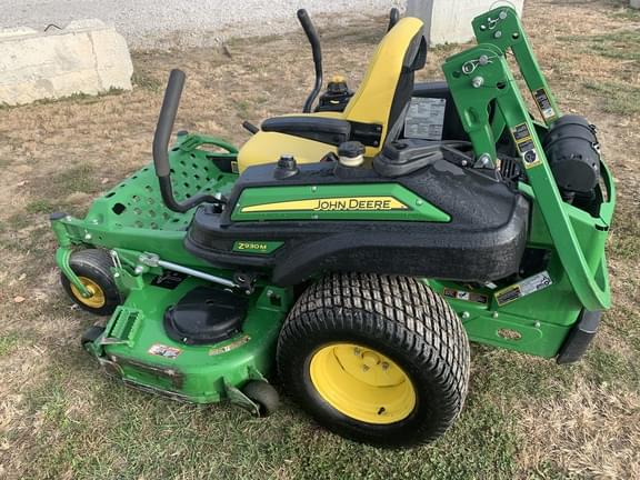 Image of John Deere Z930M equipment image 3