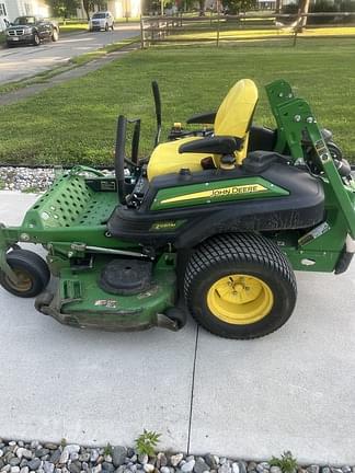 Image of John Deere Z930M equipment image 1