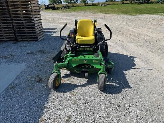 Image of John Deere Z930M equipment image 1