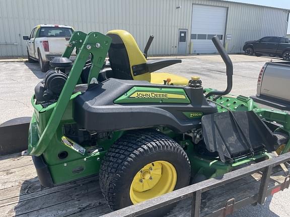 Image of John Deere Z930M equipment image 4