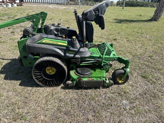 2017 John Deere Z930M Equipment Image0