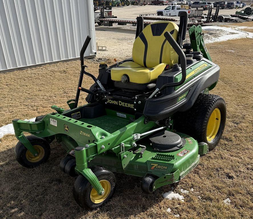 Image of John Deere Z930M Primary image