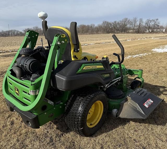 Image of John Deere Z930M equipment image 3