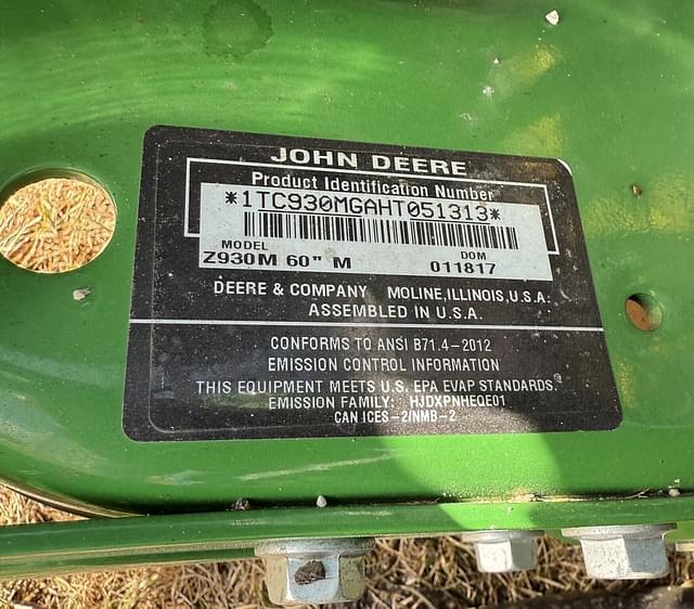 Image of John Deere Z930M equipment image 4