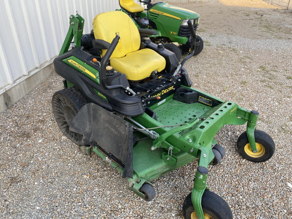 Main image John Deere Z930M