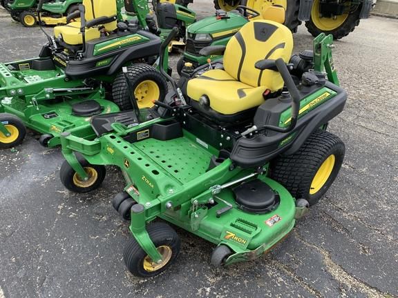 Main image John Deere Z930M