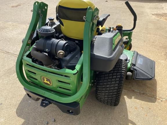 Image of John Deere Z930M equipment image 3