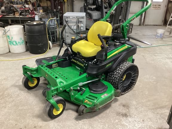 Image of John Deere Z930M equipment image 1