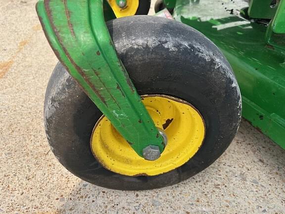 Image of John Deere Z930M equipment image 4