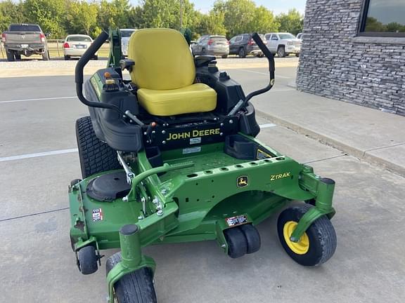 Image of John Deere Z930M equipment image 2