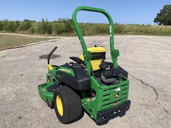 Image of John Deere Z930M equipment image 4