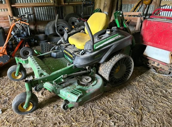Image of John Deere Z930M Image 1