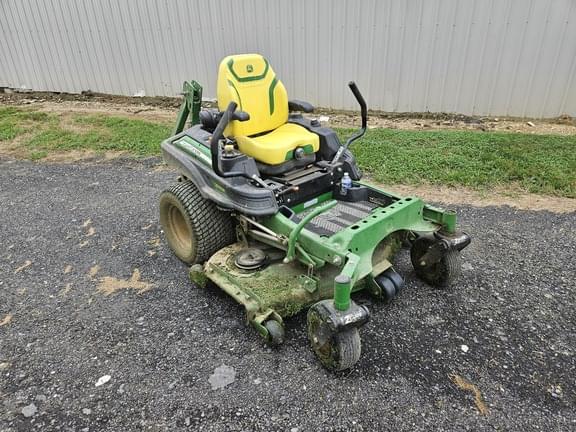 Image of John Deere Z930M equipment image 1