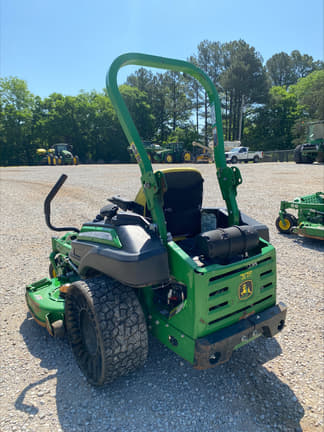 Image of John Deere Z930M equipment image 3